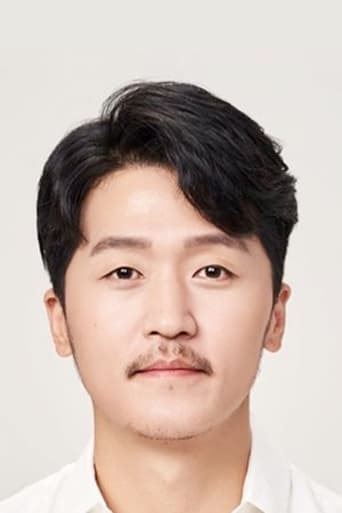 Immagine di Shim Yoon Bo