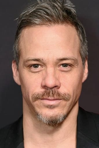 Immagine di Michael Raymond-James