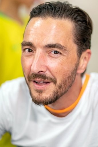 Immagine di Alexis Tomassian