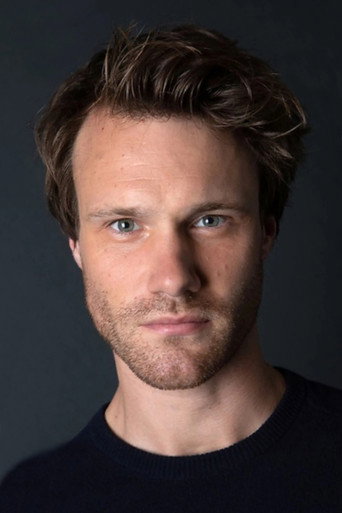 Immagine di Hugh Skinner