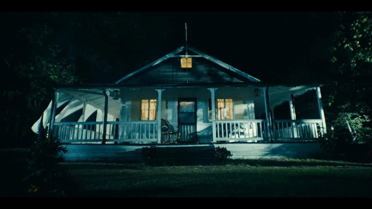 Poster della serie The Pet Cemetery Murders: A Ghost Story